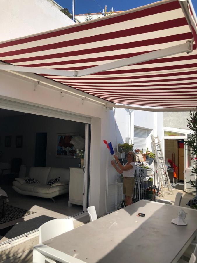 Les Mouettes Villa เลส์ซาบล์-โดล็อนน์ ภายนอก รูปภาพ