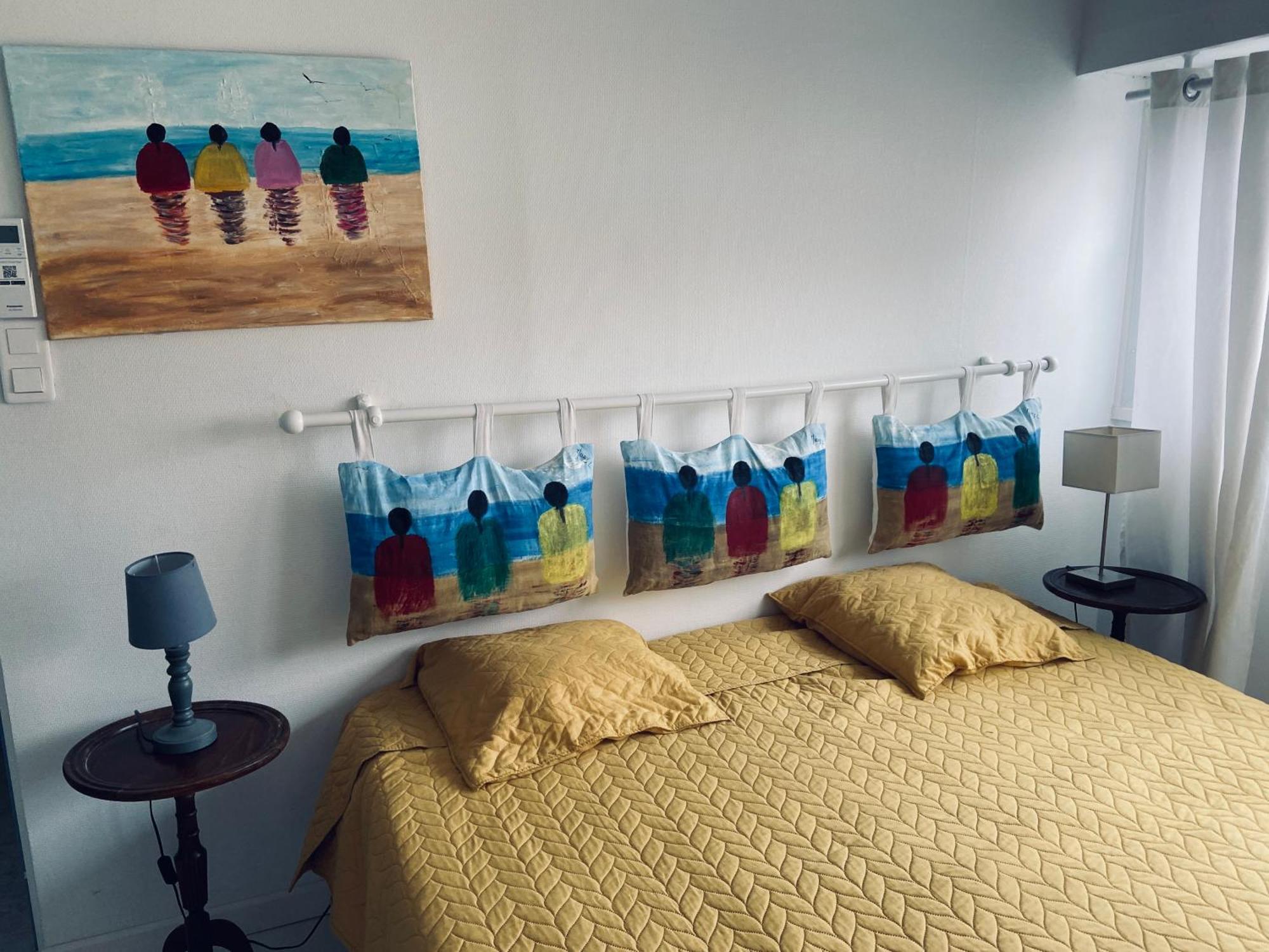 Les Mouettes Villa เลส์ซาบล์-โดล็อนน์ ภายนอก รูปภาพ